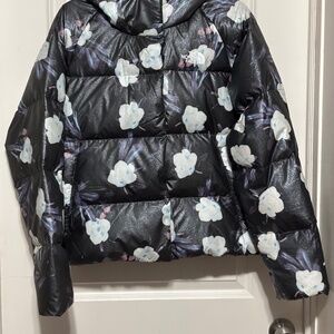 The North Face Girl's North Down Hooded Jacket New With Tags